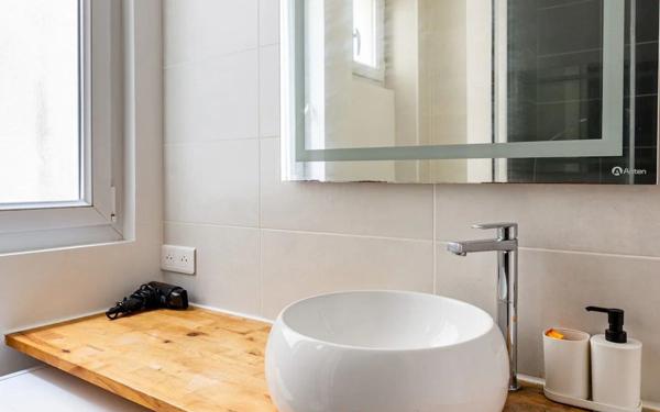 Appartement à vendre    2 pièces • 40 m2 Saint-Ouen