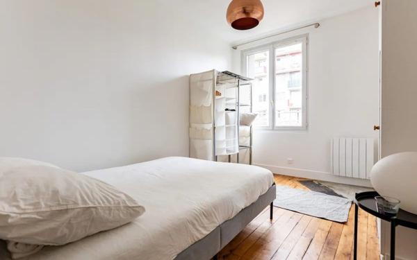 Appartement à vendre    2 pièces • 40 m2 Saint-Ouen