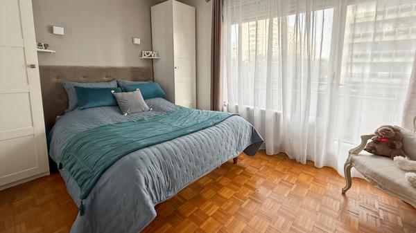 Boulogne-Billancourt T3 70 m² Balcon Parking Résidence de standing