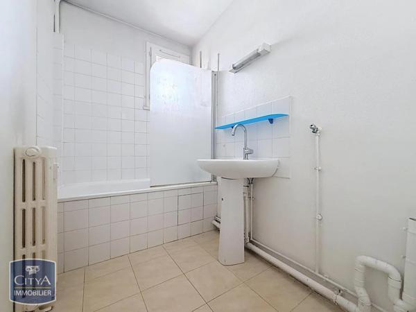 Appartement à louer 2 pièces 44m² Villeurbanne (69100)