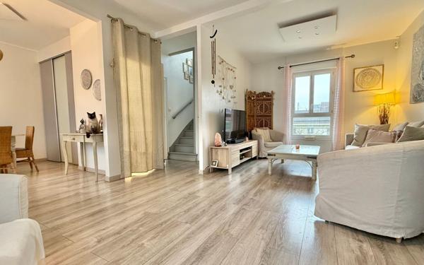 Maison à vendre    6 pièces • 127 m2 Morangis