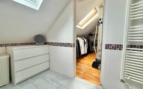 Maison à vendre    6 pièces • 127 m2 Morangis