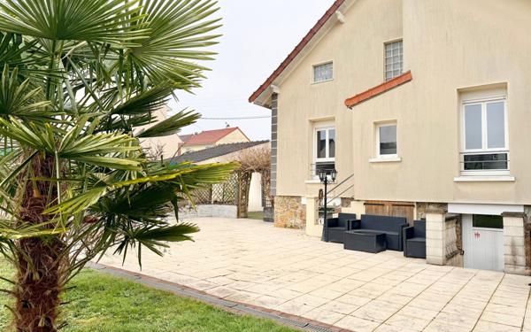 Maison à vendre    6 pièces • 127 m2 Morangis