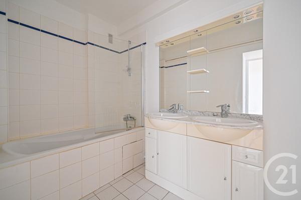 Appartement F3 à vendre  3 pièces - 69,42 m2 PARIS - 75016