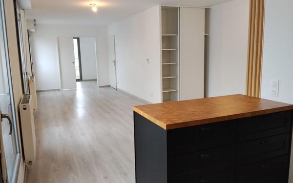 Appartement à louer    3 pièces •  Massy