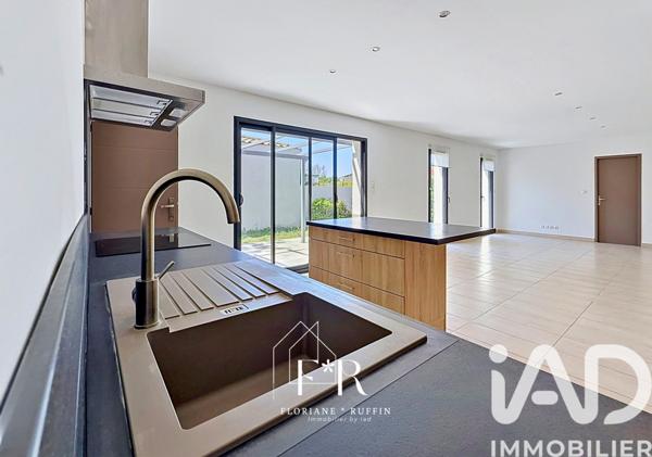 Maison à vendre 4 pièces 96 m² Morières-lès-Avignon