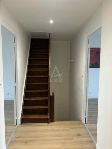 MAISON FAMILIALE 5 CH ET GRAND GARAGE DE 250 M²