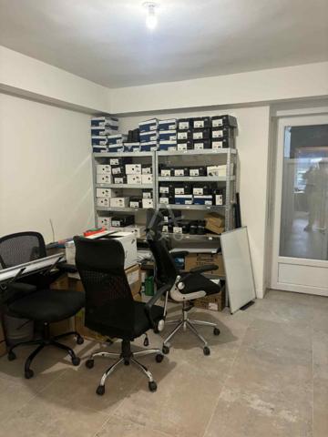 MAISON FAMILIALE 5 CH ET GRAND GARAGE DE 250 M²