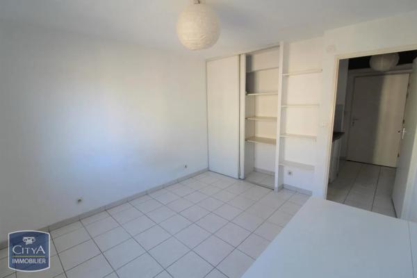 Appartement à louer 1 pièce 19m² Aix-en-Provence (13100)