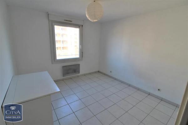 Appartement à louer 1 pièce 19m² Aix-en-Provence (13100)
