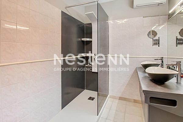 À VENDRE À LORGUES MAISON 211m² avec piscine et garage.