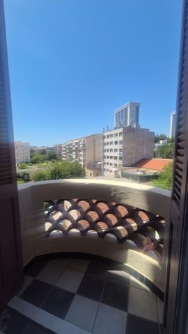 Appartement à vendre 85 000 € Toulon 1 pièce 28 m² DPE D