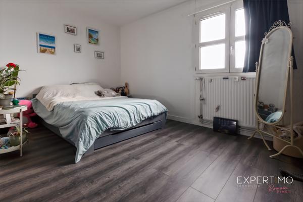 Montigny-le-Bretonneux (78180) Duplex 3 pièces – Dernier étage • Ascenseur • Montigny-le-Bretonneux (Plan de Trou)