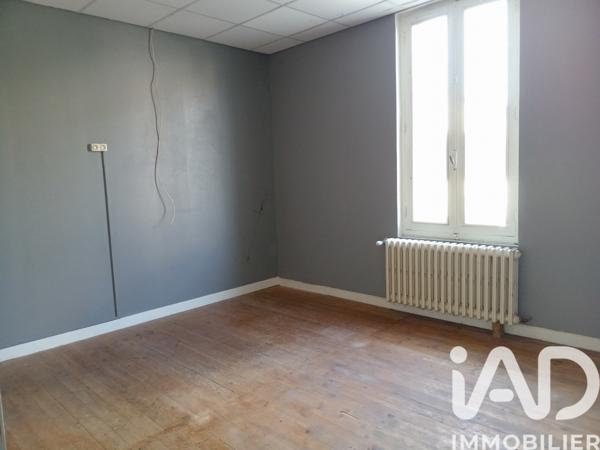 Immeuble à vendre 2 389 m² Gueugnon