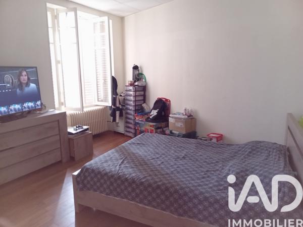 Immeuble à vendre 2 389 m² Gueugnon