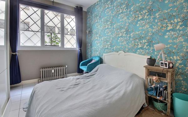 Appartement à vendre    3 pièces • 50,25 m2 Paris 15