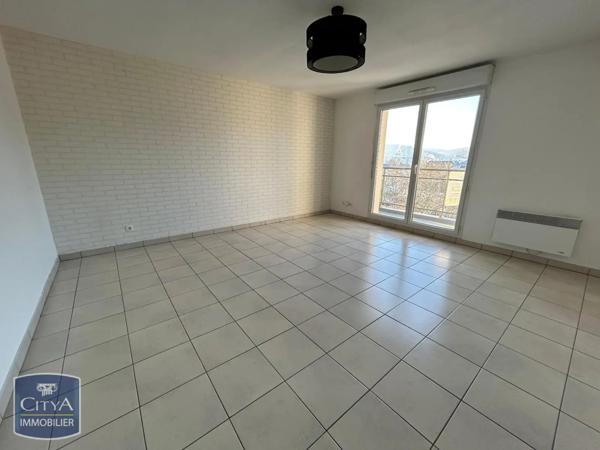 Appartement à louer 3 pièces 64.15m²