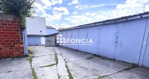 À vendre Parking 12.8 m² - Saint-denis 93200