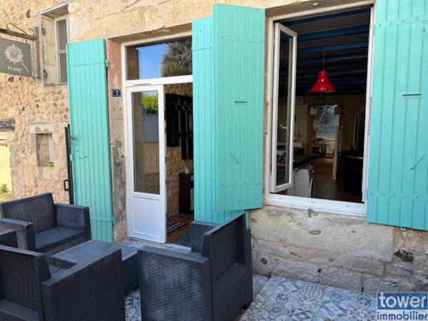 Maison
                                                                                                                                                                                                                                                                                                                        3 pièce(s)                                                                                                                                                                                                          1 chambre(s)                                                                                                                                                                                                          61.9  m²