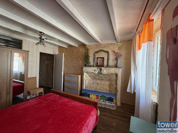 Maison
                                                                                                                                                                                                                                                                                                                        3 pièce(s)                                                                                                                                                                                                          1 chambre(s)                                                                                                                                                                                                          61.9  m²