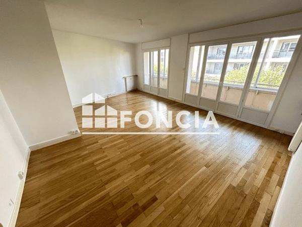 Location Appartement 3 pièces 77.85 m² - 5 BIS COURS VOLTAIRE Valence 26000