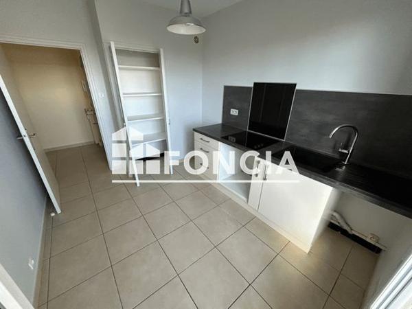 Location Appartement 3 pièces 77.85 m² - 5 BIS COURS VOLTAIRE Valence 26000