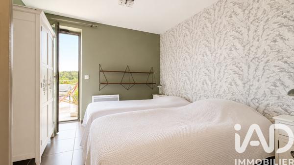 Appartement à vendre 4 pièces 79 m² Le Lavandou