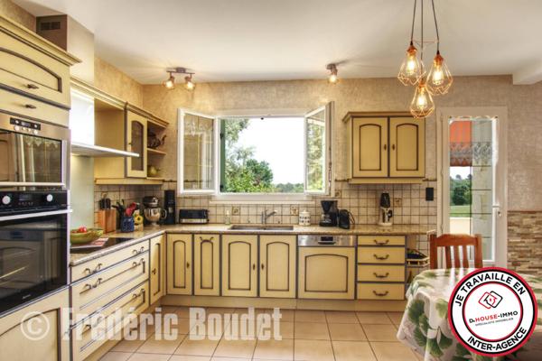 Maison à vendre 8 pièces de 179 m²