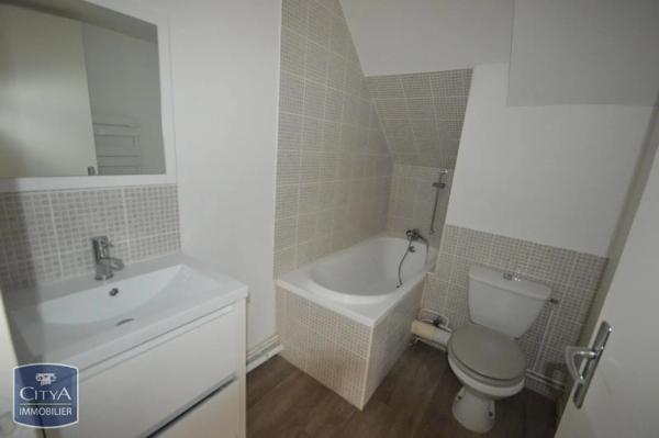 Appartement à louer 2 pièces 35.45m² Cholet (49300)