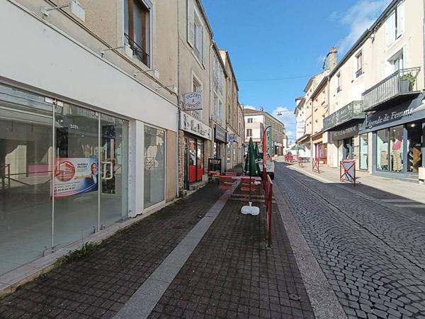 magnifique local commercial avec un appartement en duplex