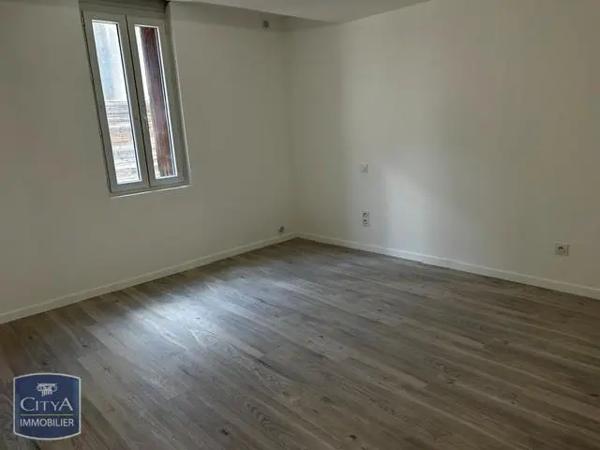 Appartement à louer 2 pièces 42.65m² Clermont-l'Hérault (34800)