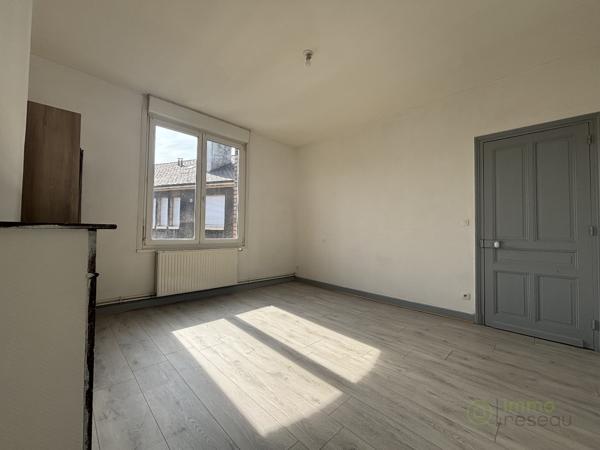 Appartement à CAMBRAI (59400)