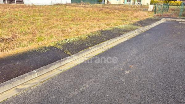 Superbe terrain constructible de 850 m² – Emplacement privilégié proche de Tarbes Sud