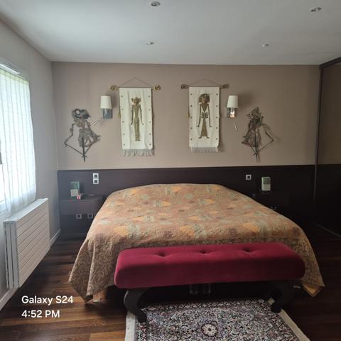 À vendre - Maison contemporaine, 6 pièces située à Tours (37100)