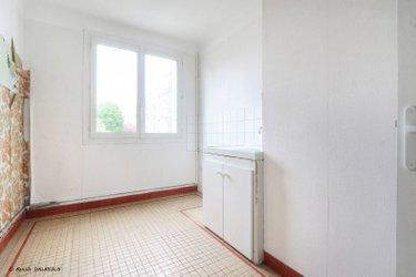 Appartement à rénover à vendre à Rennes en Ille-et-Vilaine (35000), ref : 11772/174