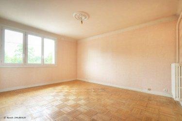 Appartement à rénover à vendre à Rennes en Ille-et-Vilaine (35000), ref : 11772/174