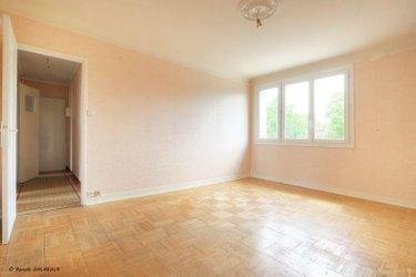 Appartement à rénover à vendre à Rennes en Ille-et-Vilaine (35000), ref : 11772/174
