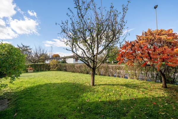 Jolie Maison individuelle, 3 chambres avec sous-sol et garage