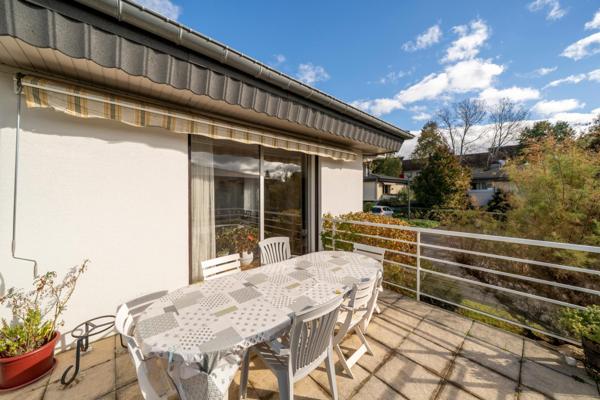Jolie Maison individuelle, 3 chambres avec sous-sol et garage