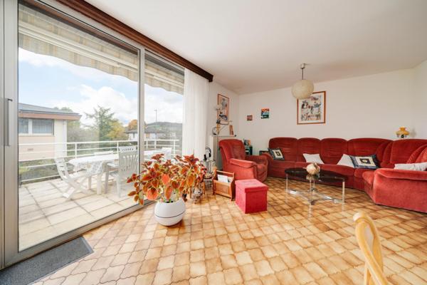 Jolie Maison individuelle, 3 chambres avec sous-sol et garage