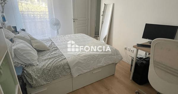 Location Appartement 12 pièces 40 m² - Saint-pierre-du-perray 91280