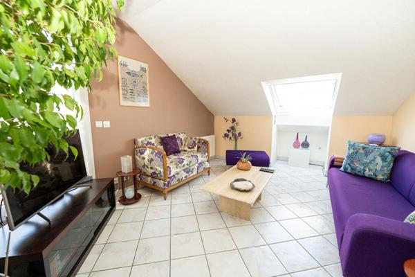 OPPORTUNITÉ RARE   APPARTEMENT T4 DERNIER ÉTAGE + TERRASSE PANORAMIQUE 65 m² GARAGE