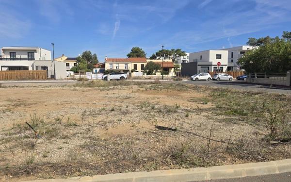 Terrain à vendre    Le Barcarès