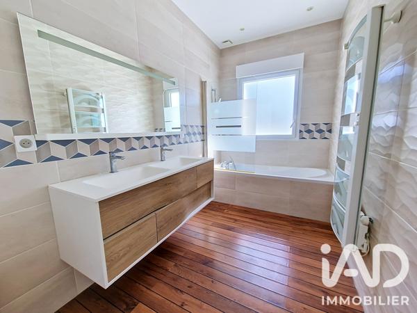 Maison à vendre 9 pièces 280 m² Floirac