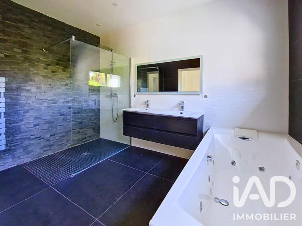 Maison à vendre 9 pièces 280 m² Floirac