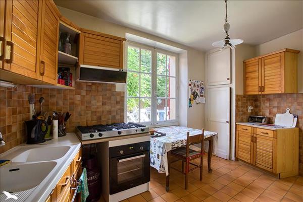 Maison à vendre |  Sainte-Alvère |  11 pièces | 210 m²