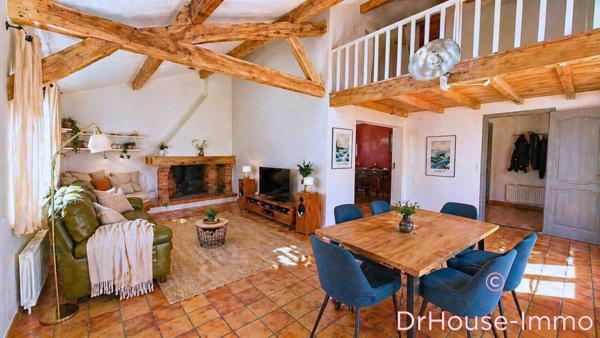 Maison à vendre 8 pièces de 215 m²