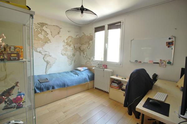 Maison cosy aux prestations attractives ! 339 000 € **  - Référence  26-3895