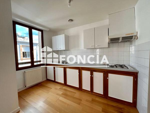 Location Appartement 3 pièces 69.21 m² - 9 RUE BOUSQUET Carmaux 81400