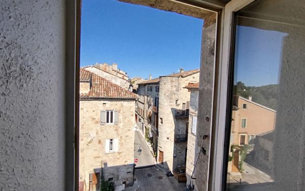 Appartement à louer    2 pièces •  Joyeuse